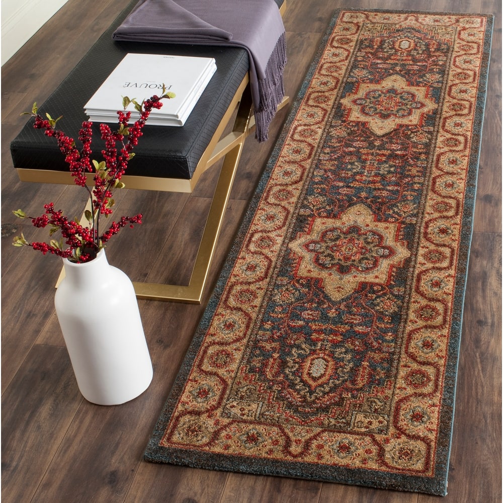 SAFAVIEH Mahal Marylou Traditional Oriental Rug