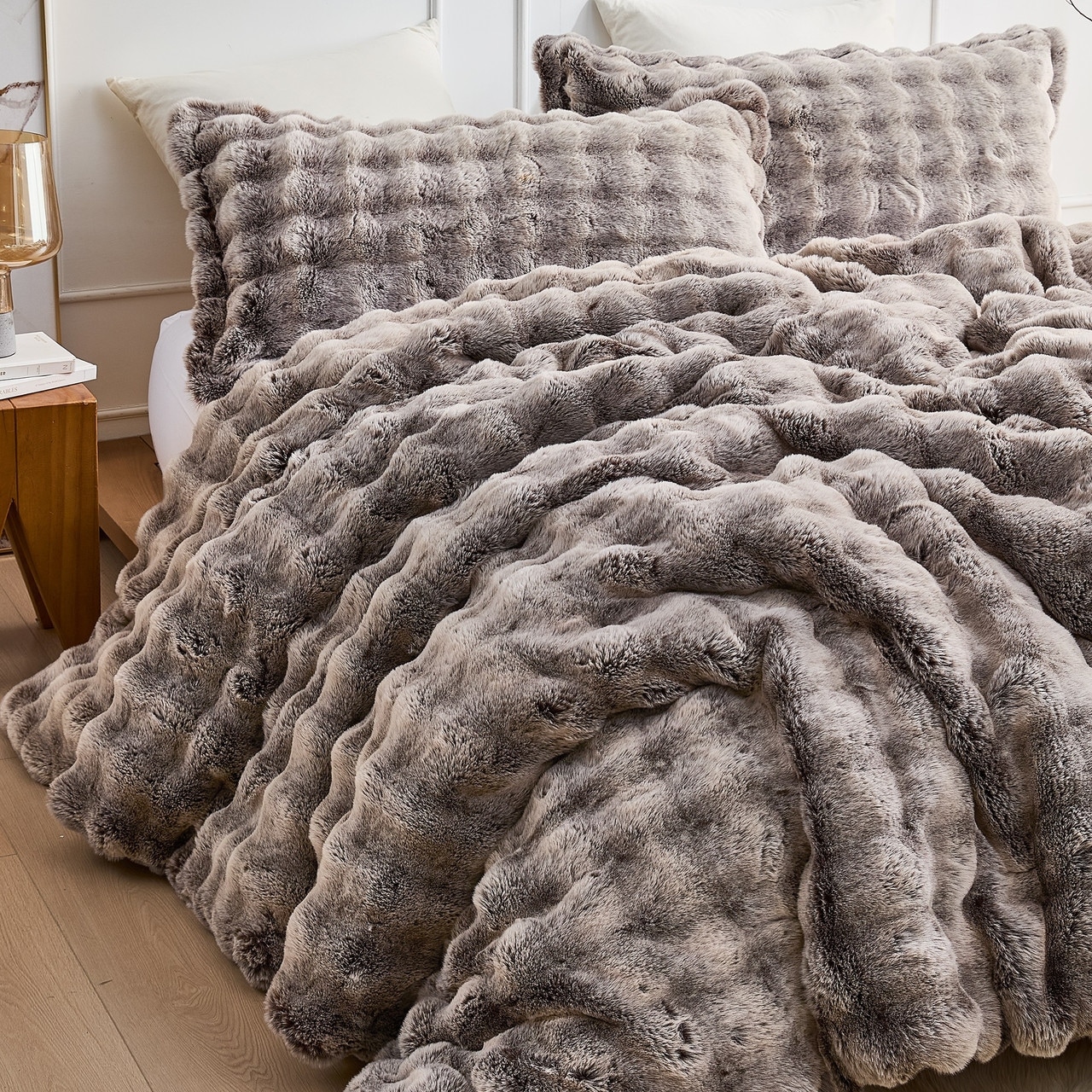 Snowball® Chunky Bunny - Coma Inducer® Oversized Comforter Set