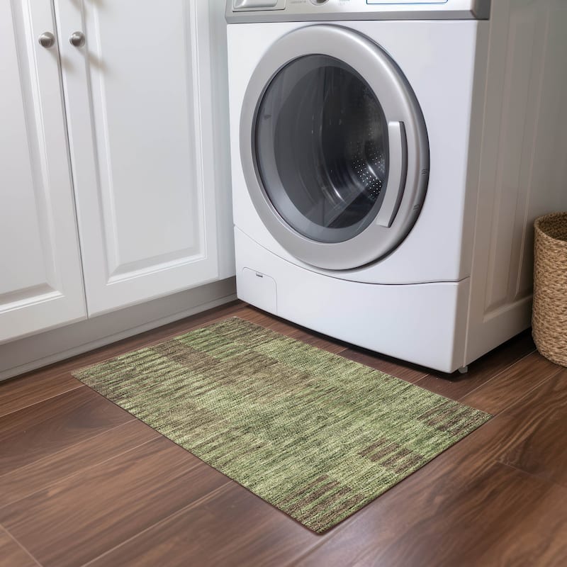 Machine Washable Indoor/ Outdoor Modern Stripes Chantille Rug