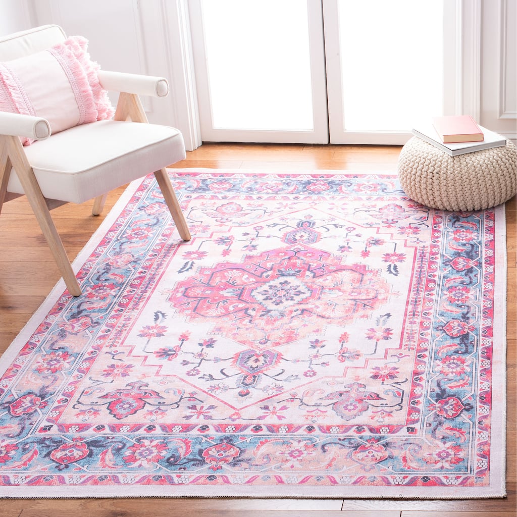 SAFAVIEH Serapi Machine Washable Thea Shabby Chic Distressed Rug