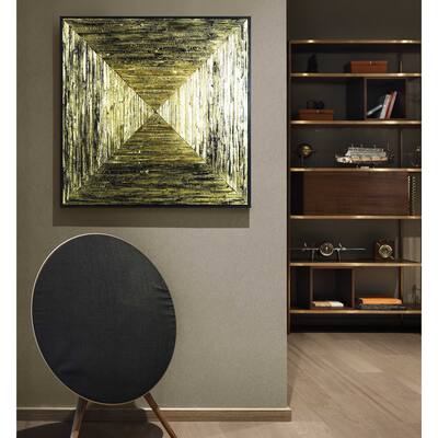 HUJI Gold Pine Wood Carving Wall Decor