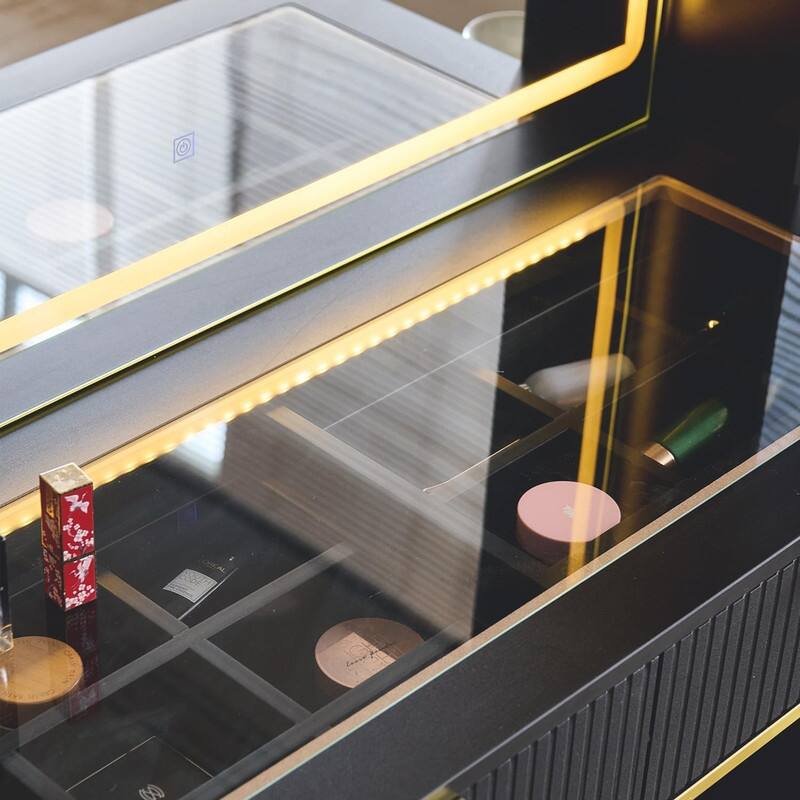 Fluted Makeup Vanity Desk with LED Lights & Outlet, 5 Drawers, 3 Light Modes