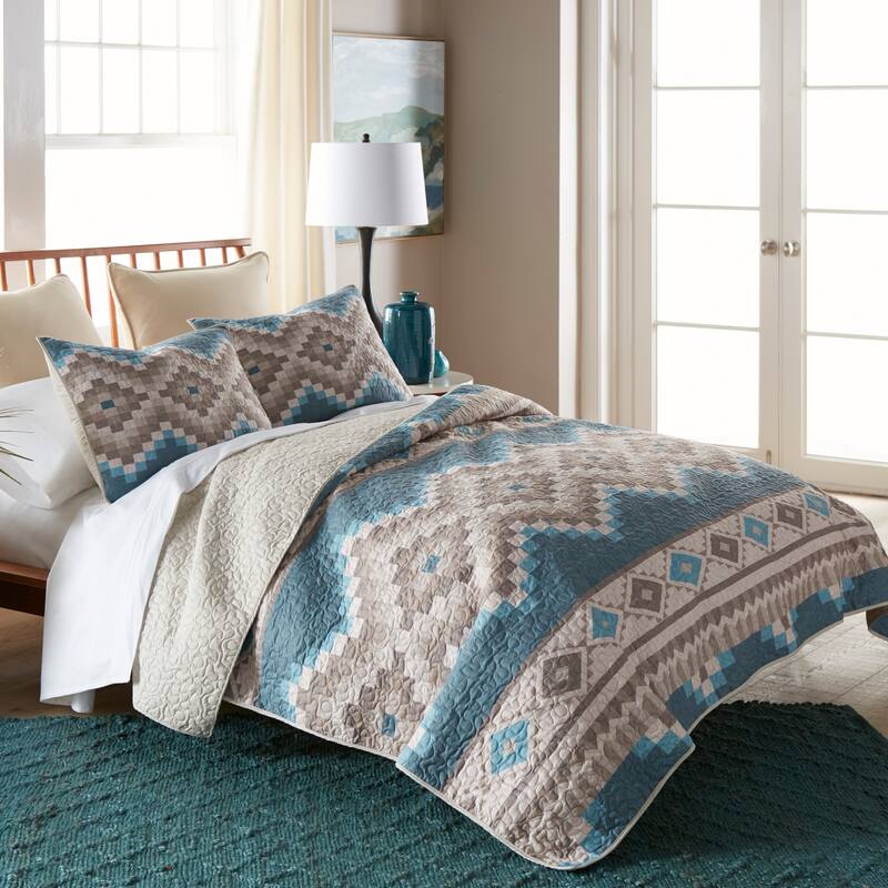 Donna Sharp Desert Point UCC Quilt Collection