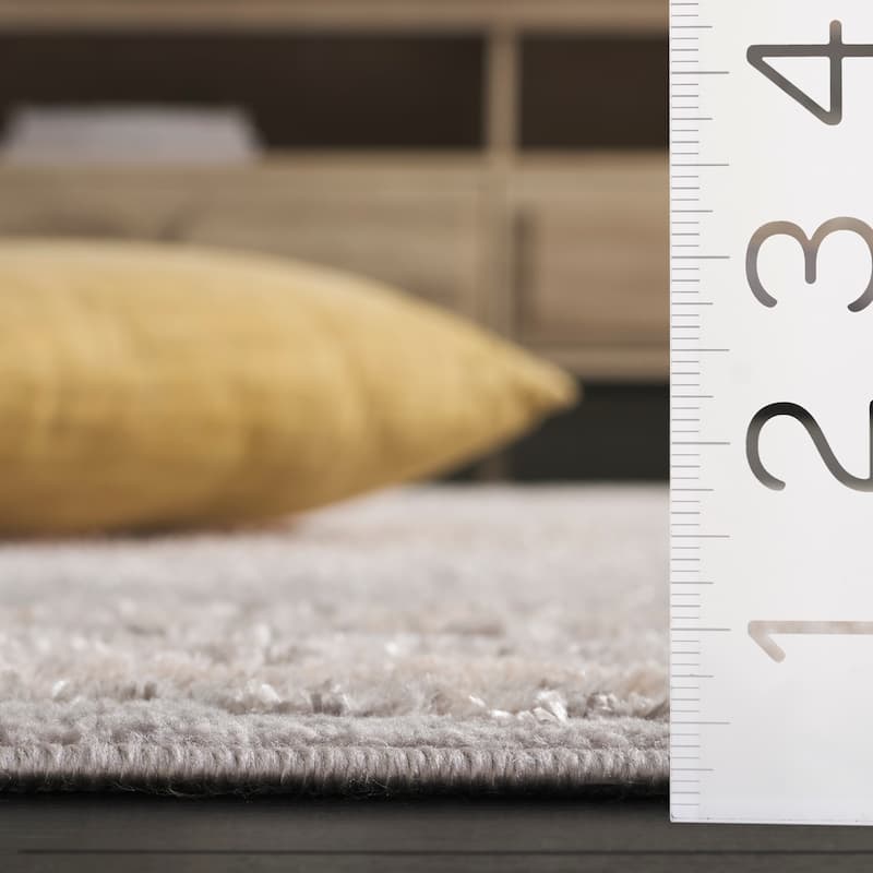 SAFAVIEH Maya Sinem Modern Contemporary Rug
