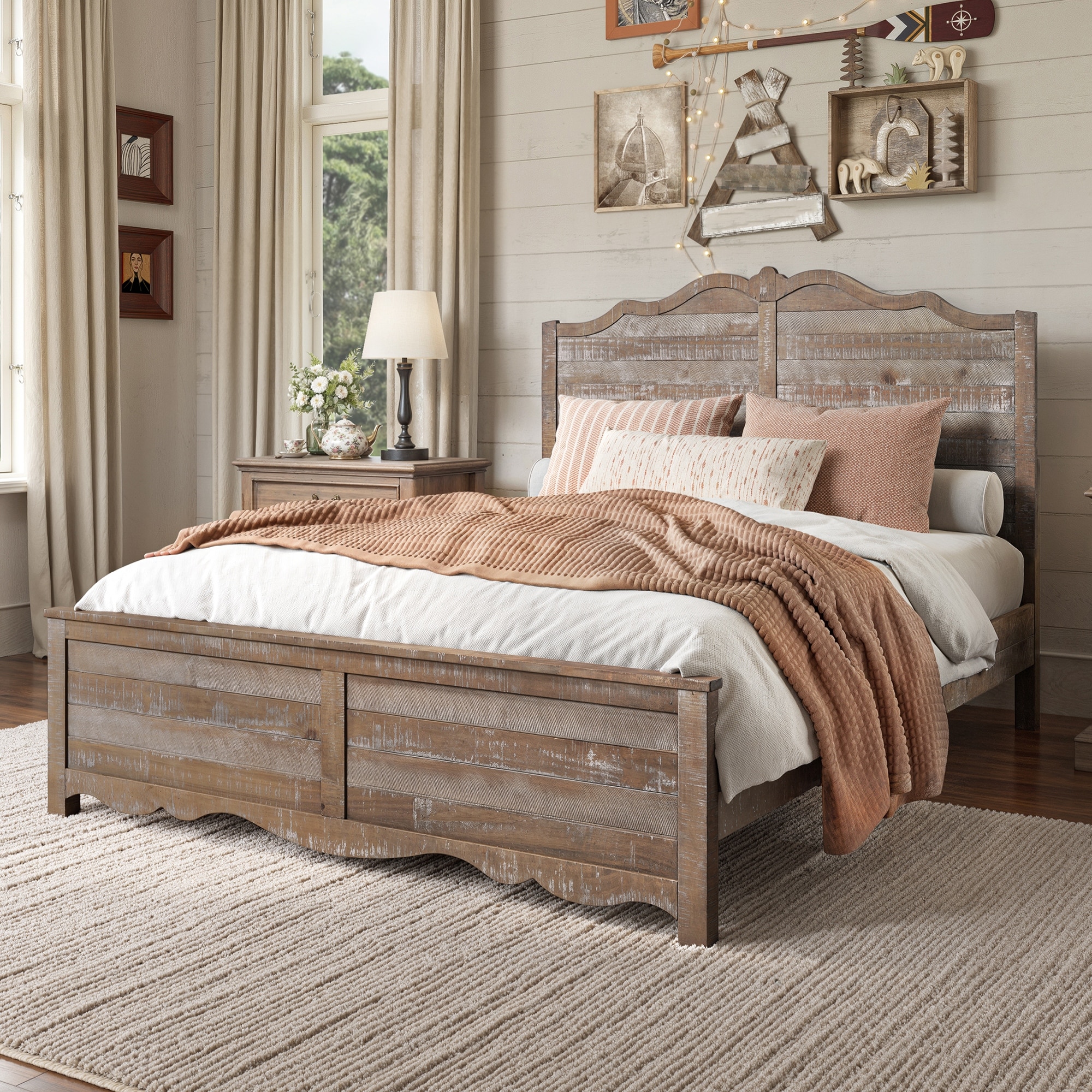 Traditional Solid Wood Bed Frame with Queen/King Size Platform Bed with Headboard for Bedroom