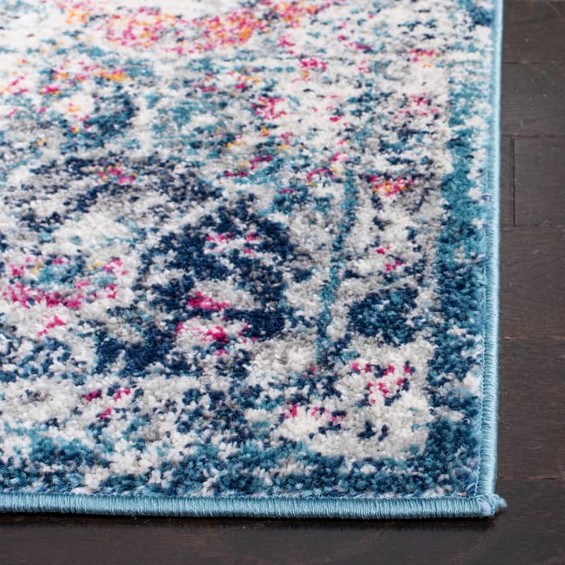 SAFAVIEH Madison Avery Boho Chic Distressed Area Rug