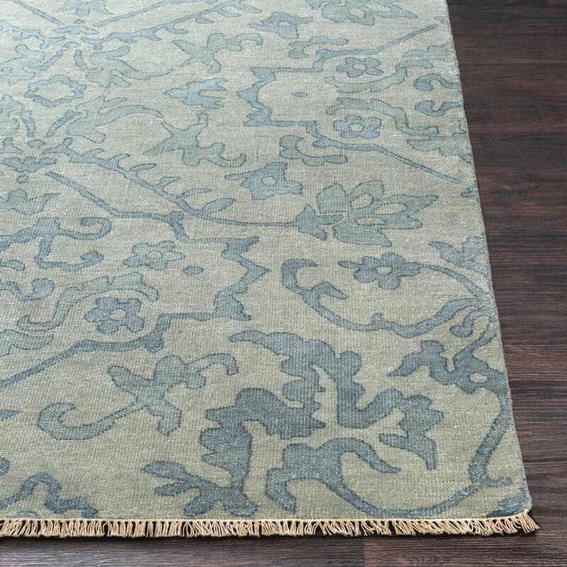 Hand-Knotted Keswick Floral New Zealand Wool Area Rug