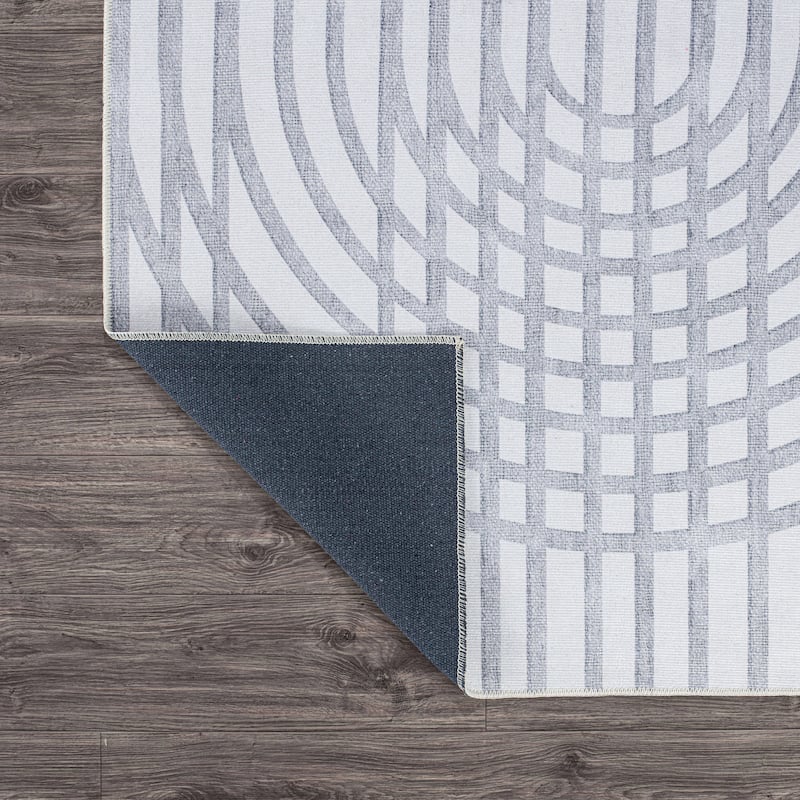 Contemporary Lines Machine Washable Area Rug