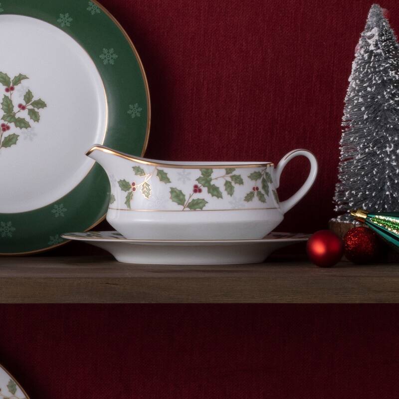 Noritake Holly & Berry Gold Gravy with Tray (2-Pieces), 13 oz.