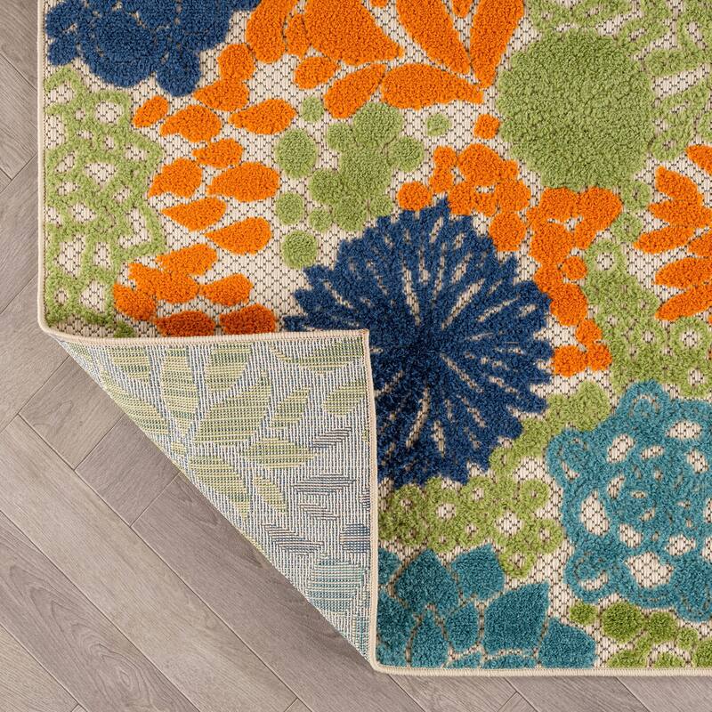 World Rug Gallery Indoor/Outdoor High-Low Textured Area Rug, Floral, Easy-Clean Patio Rug