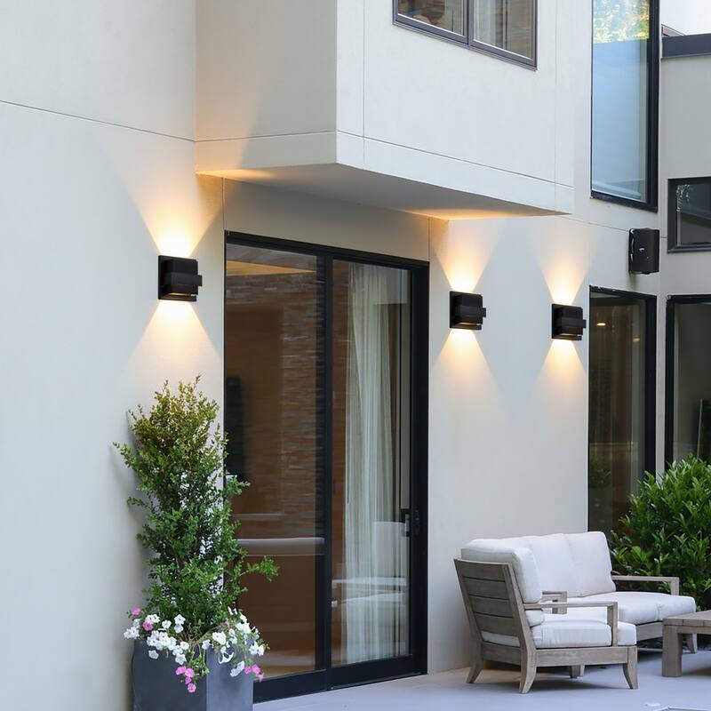 C Cattleya 1-Light Matte Black Aluminum Integrated LED Wall Light - Matte Black