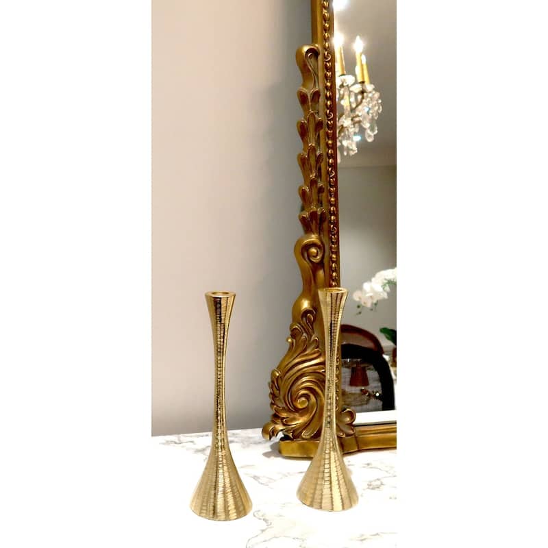 3"D Set of 2 Gold Geometric Candlesticks
