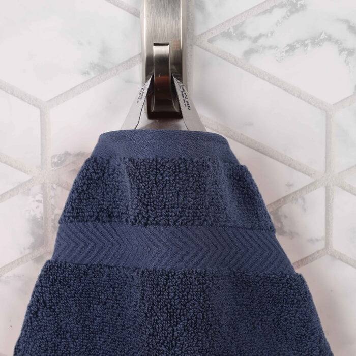 Superior Absorbent Zero Twist Cotton Bath Towel (Set of 2)