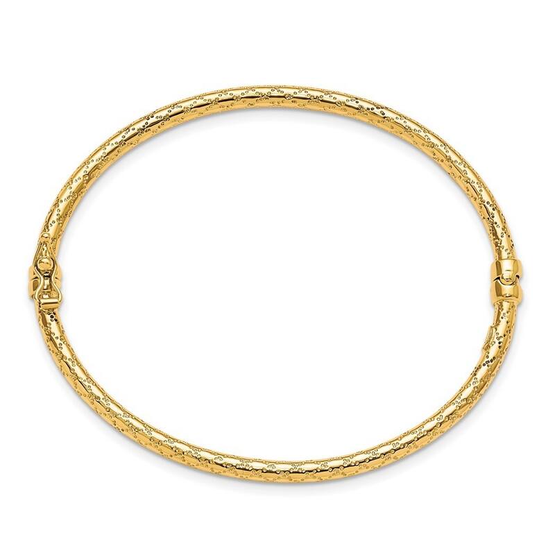 Curata 10k Yellow Gold 7" 3.2mm Heavy Textured Hinged Bangle Bracelet