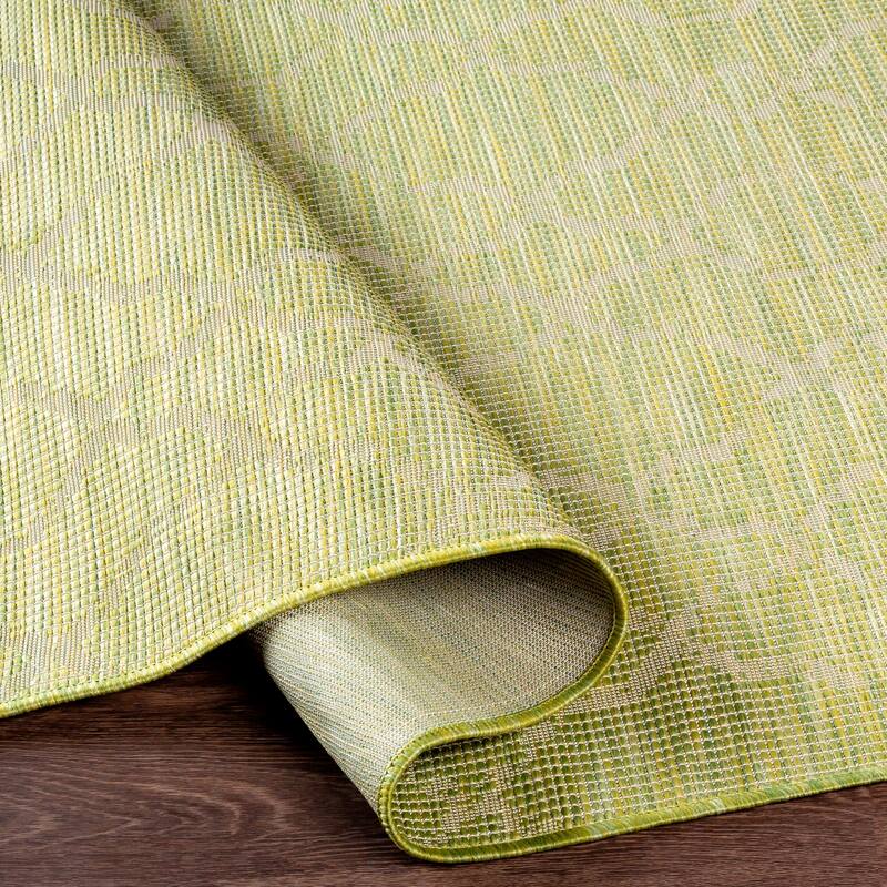 Artistic Weavers Jaylah Indoor / Outdoor Trellis Area Rug