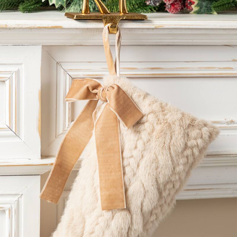 Glitzhome 21"L Plush Faux Fur Christmas Stocking with Bow & Tree Skirt