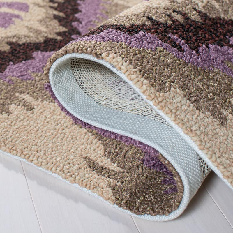 SAFAVIEH Handmade Four Seasons Nevyana Floral Rug