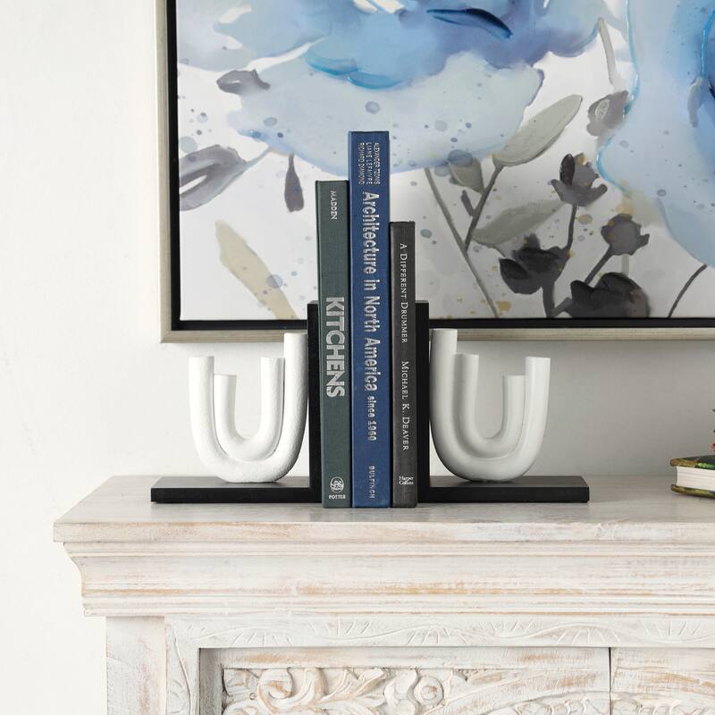 CosmoLiving by Cosmopolitan Black or White Wooden Bookends with White or Black Stands (Set of 2)