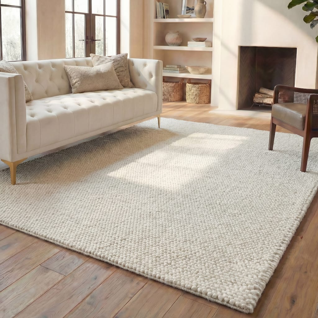 SAFAVIEH Handmade Natura Gonnie Wool Rug