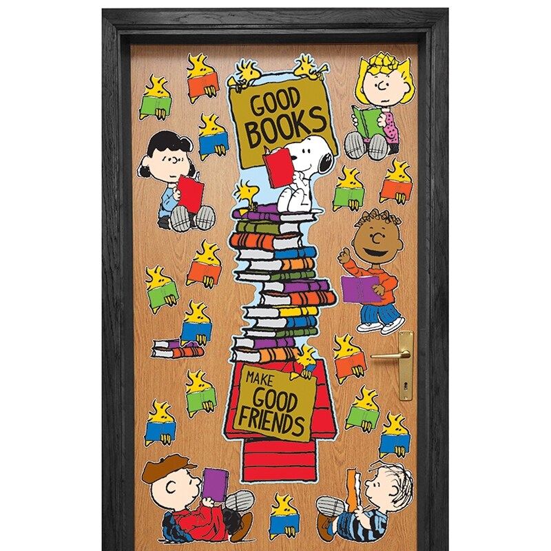 Shop Peanuts Reading Door Decor Kit On Sale Overstock 26618384