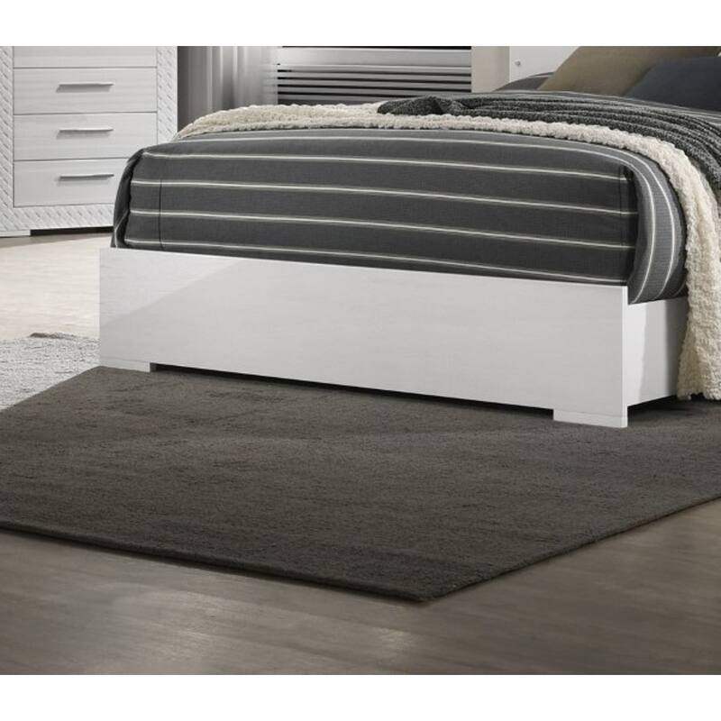Queen Size High Gloss LED Platform Bed Set with 2 Nightstands and 3pc Contemporary Furniture