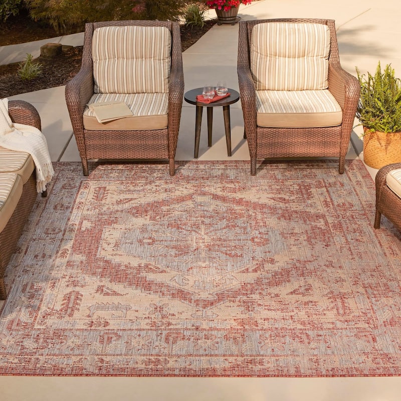 Outdoor Nirie Collection Area Rug
