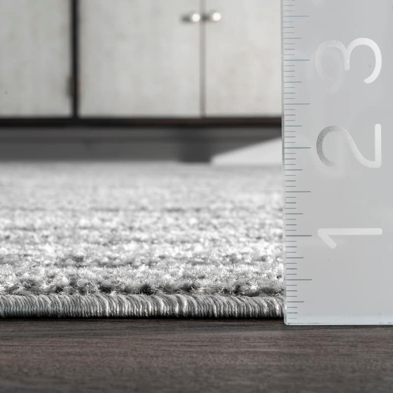 Nuloom Sherill Abstract Transitional Area Rug