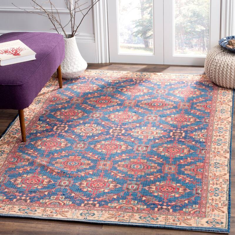 SAFAVIEH Handmade Saffron Giovanna Modern Tribal Cotton Rug - 4' x 6' - Navy/Beige