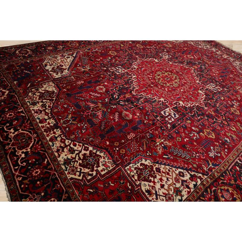10'2''x13'6'' Hand Knotted Wool Red Heriz Traditional Plush Pile Rug - 10' 2'' x 13' 6''