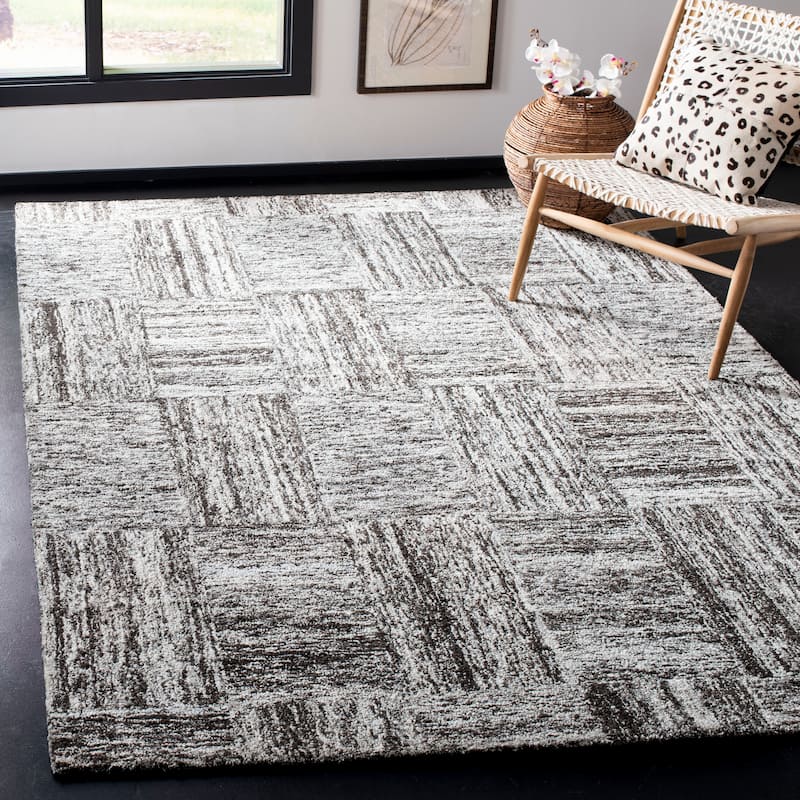 SAFAVIEH Handmade Abstract Hristina Modern Viscose Rug - 4' x 6' - Ivory/Charcoal