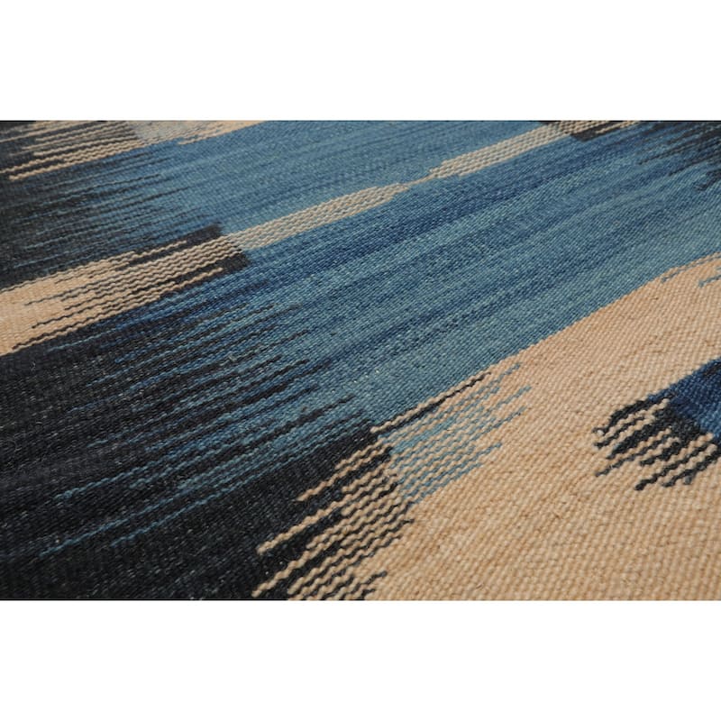 LoomBloom Hand Woven Contemporary Beige Ikat Wool Oriental Area Rug - 5' 3'' x 7' 7''