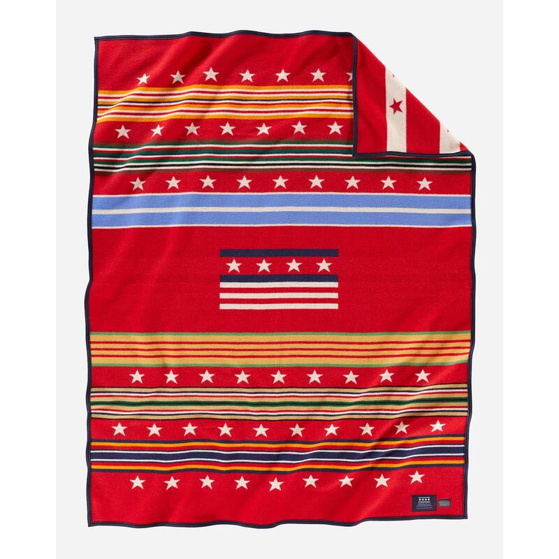 Pendleton Grateful Nation Blanket Robe