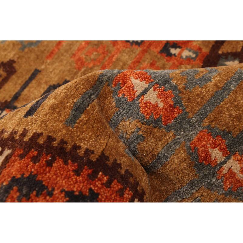 ECARPETGALLERY Hand-knotted Opulence Light Brown Wool Rug - 3'0 x 4'7