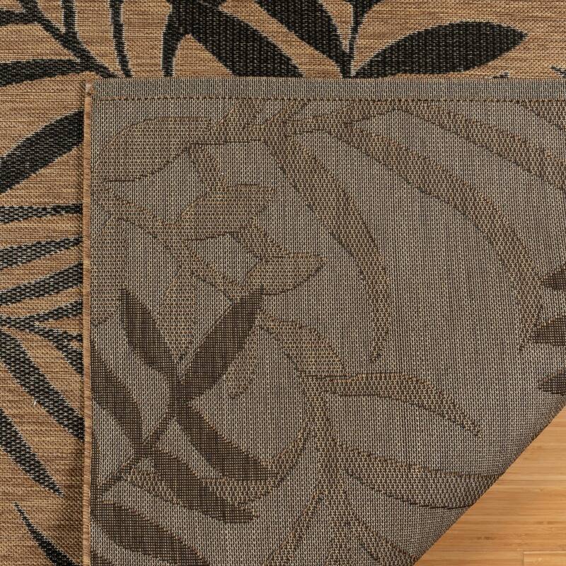 Gertmenian Paseo Akimbo Casual Tropical Leaf Flatweave Indoor/ Outdoor Area Rug Collection