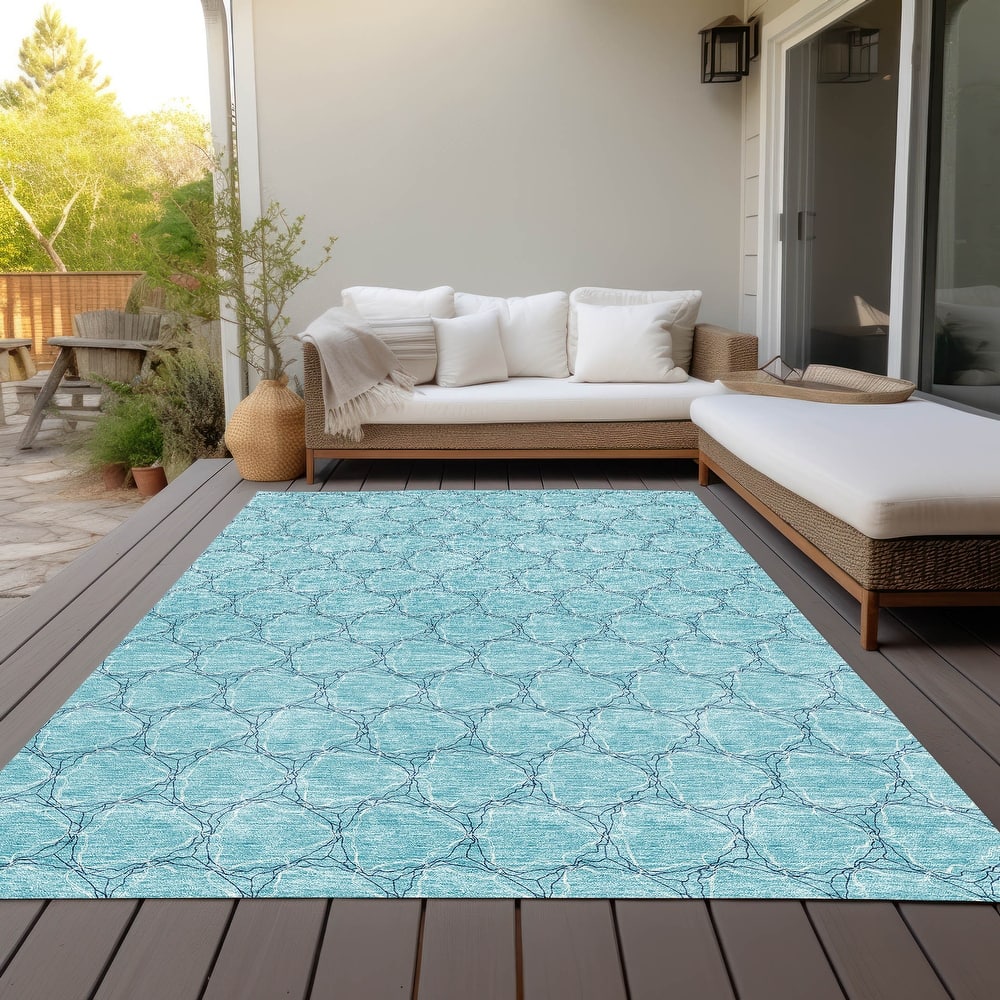 Machine Washable Indoor/ Outdoor Abstract Trellis Chantille Rug
