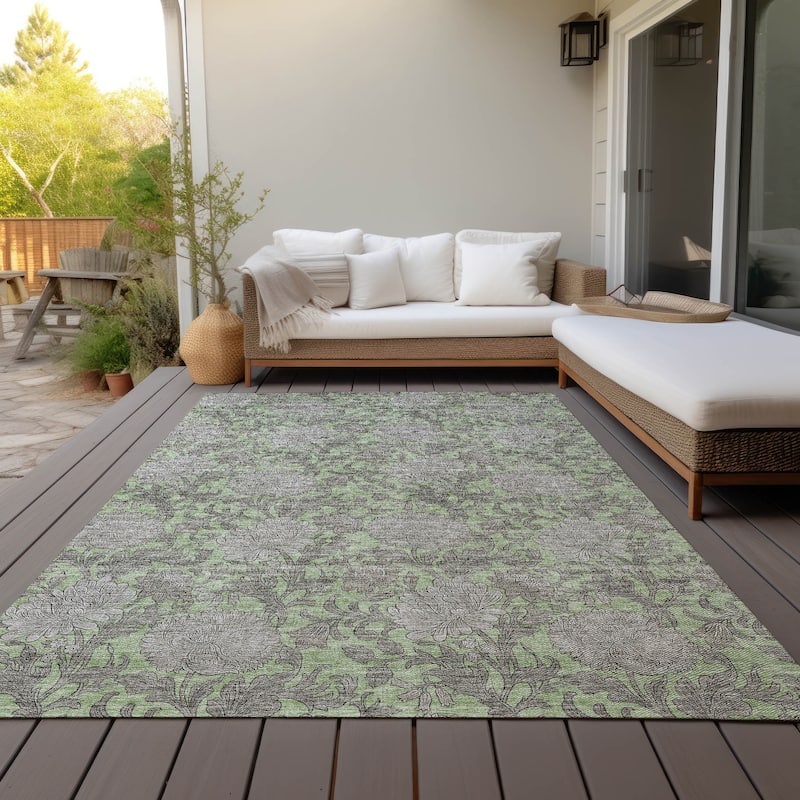 Machine Washable Indoor/ Outdoor Chantille Floral Rug