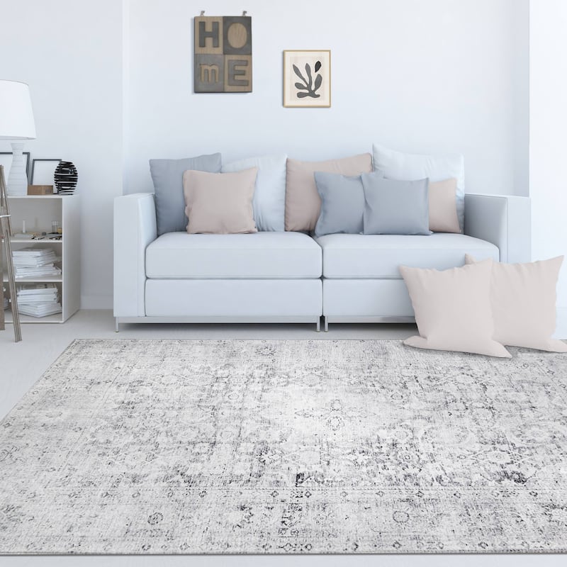 Superior Huda Distressed Rustic Oriental Medallion Indoor Area Rug - 7' 6" x 9' 6" - Charcoal