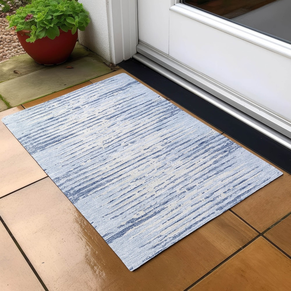 Machine Washable Indoor/ Outdoor Ombre Chantille Abstract Rug