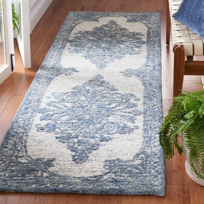 SAFAVIEH Handmade Metro Styliani Oriental Wool Rug - 2'3" x 8' Runner - Blue/Ivory
