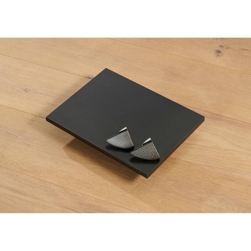 Wallscapes Gallery 12x16 Black Shelf Kit with Silver Pelican Brackets