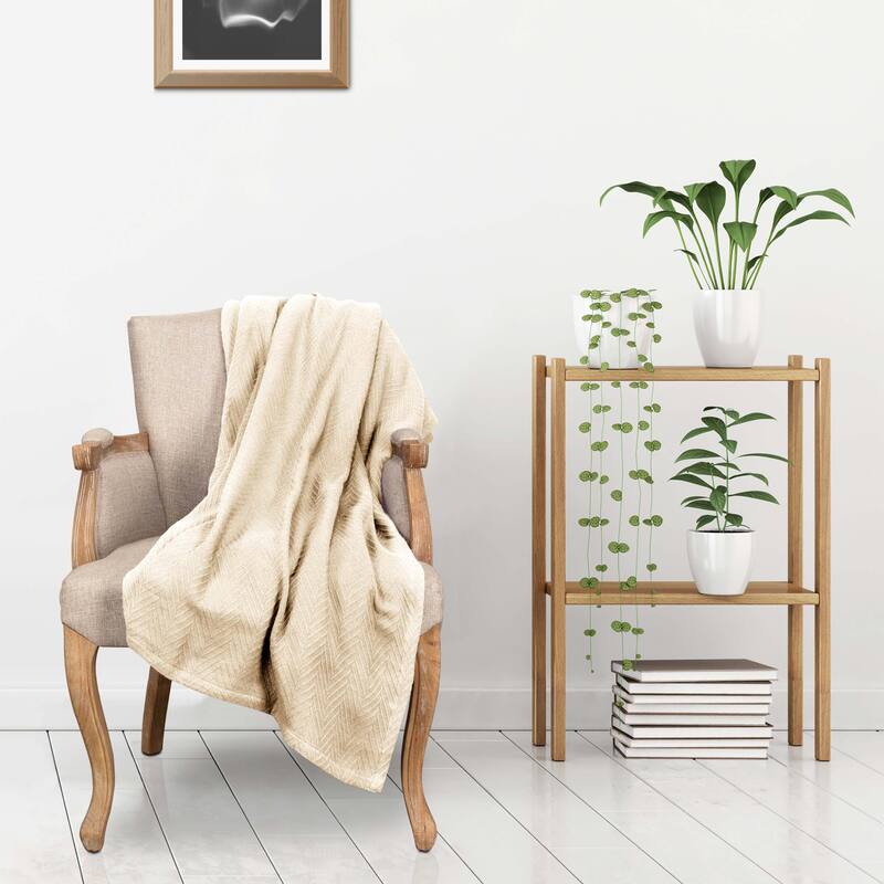 Superior Metro Zig-Zag Chevron All-Season Bedding Cotton Blanket