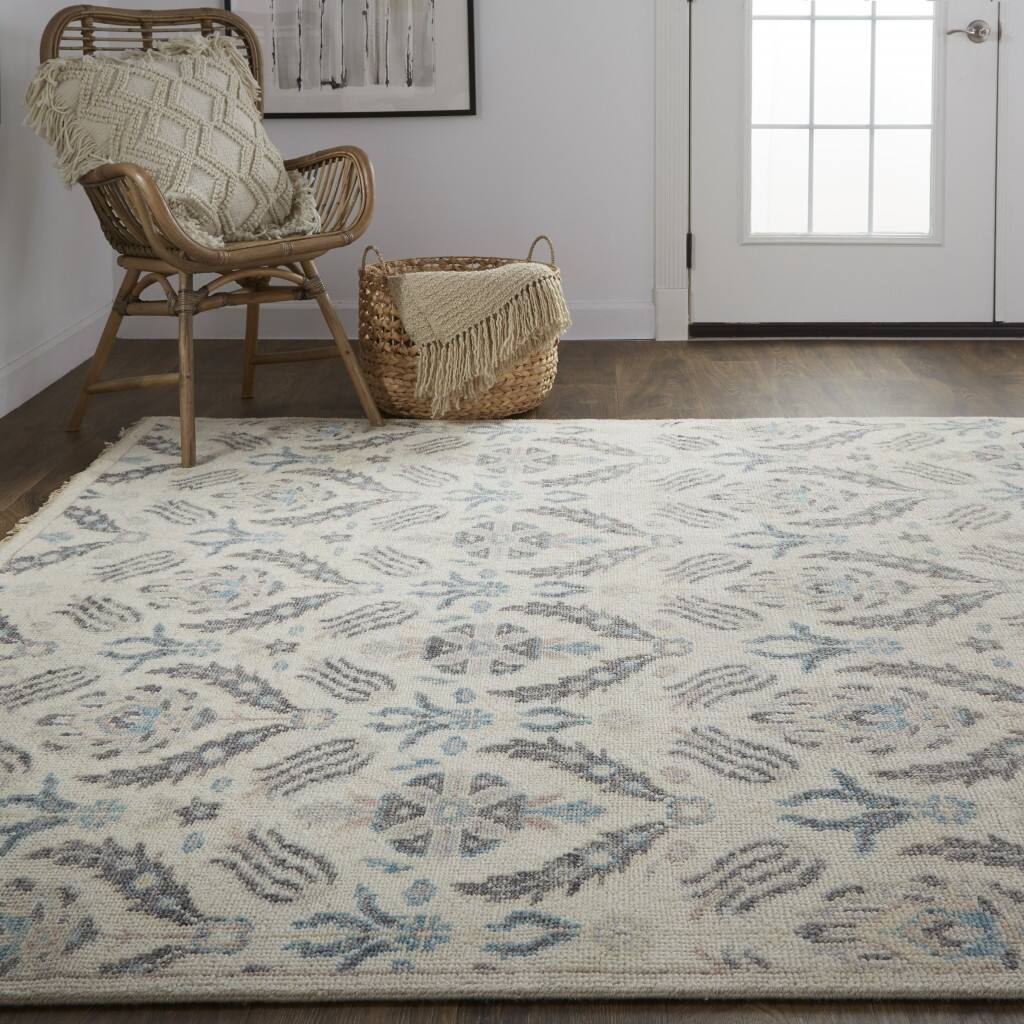 2' X 3' Ivory Gray And Blue Wool Floral Hand Knotted Stain Resistant