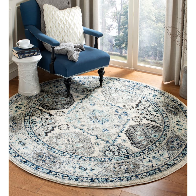 SAFAVIEH Madison Mardell Vintage Boho Oriental Rug - 6'7" Round - Light Grey/Blue