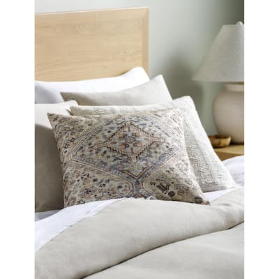 Livabliss Emily Jean Traditional Accent Pillow