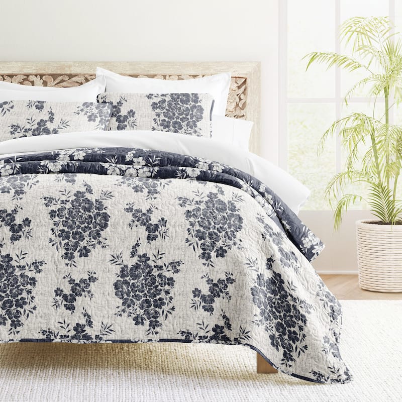 Becky Cameron All Season 3 Piece Distressed Bouquet Reversible Quilt Set