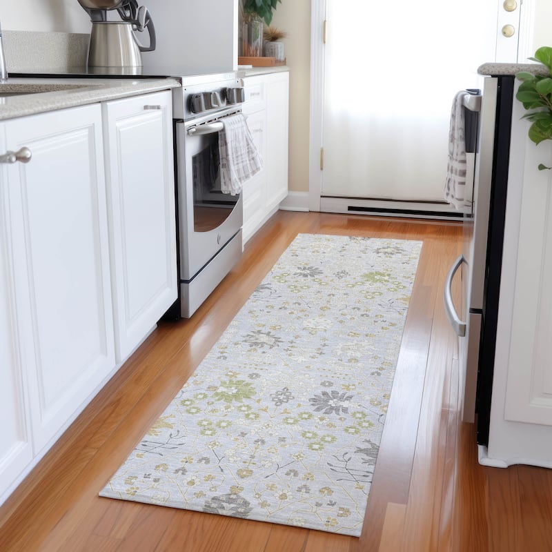 Machine Washable Indoor/ Outdoor Global Traditional Chantille Rug