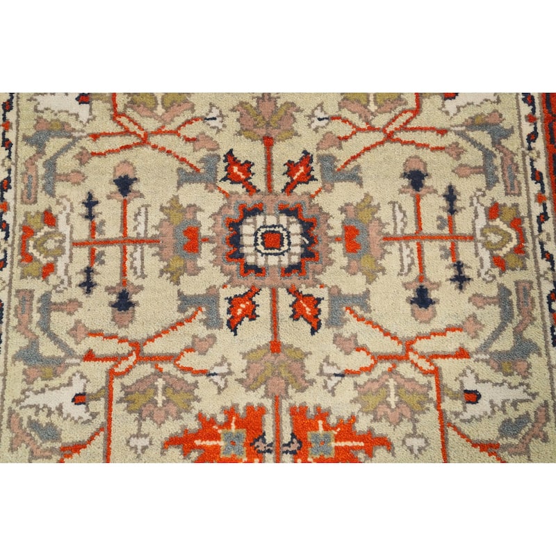 Hand Knotted Oriental 100% Wool Carpet Transitional Floral Beige & Ivories Oushak Area Rug - 5' 11'' X 4' 0''