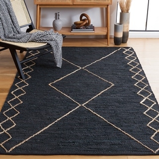 SAFAVIEH Handmade Vintage Leather Evaleen Modern Rug