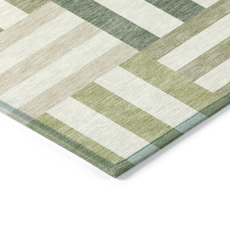 Machine Washable Indoor/ Outdoor Modern Hatch Chantille Rug