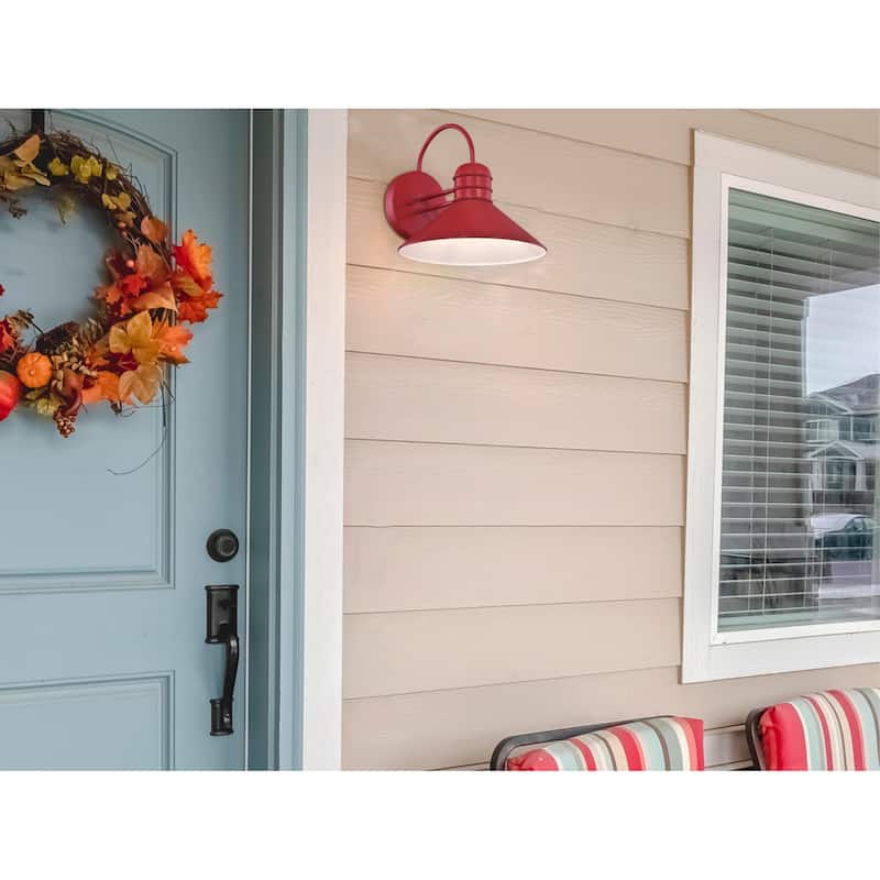 Westinghouse Watts Creek Outdoor Wall Lantern